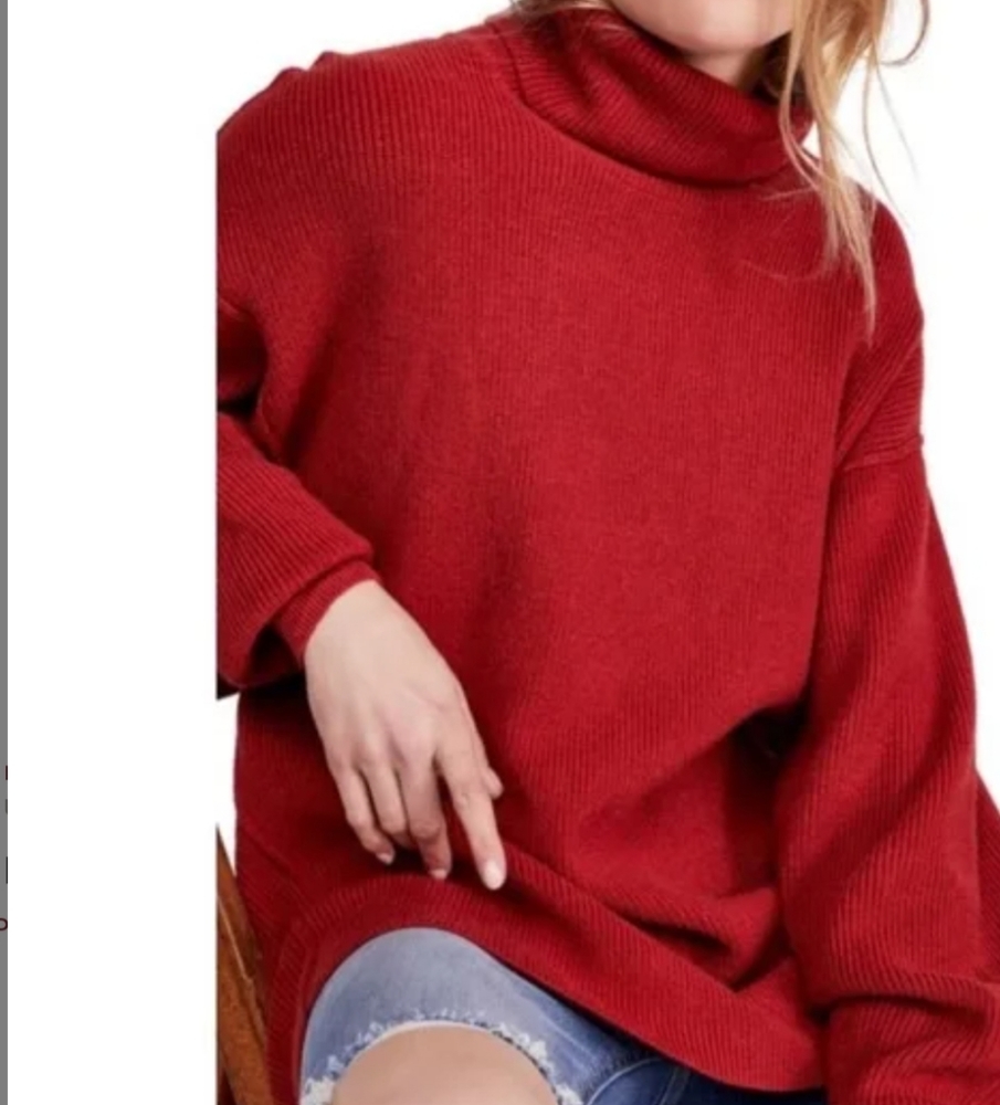 Free People Softly Structured Slouchy Fit Cowl Neck Long Sleeve Tunic Sweater.